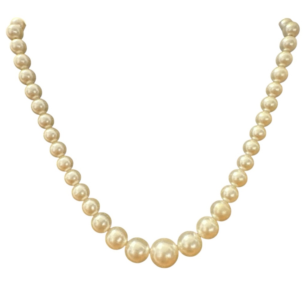 Vintage-Inspired Faux Pearl Necklace – Elegant Classic Strand 16" approx.
